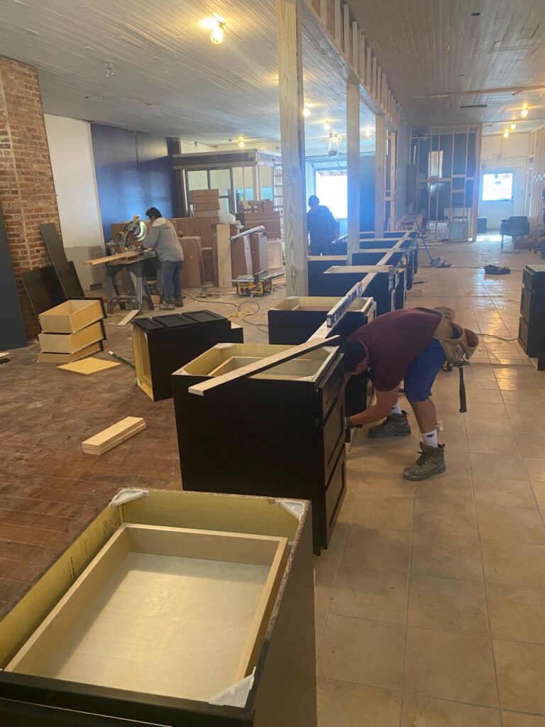 Cabinets-Georgia-Salon-Installation